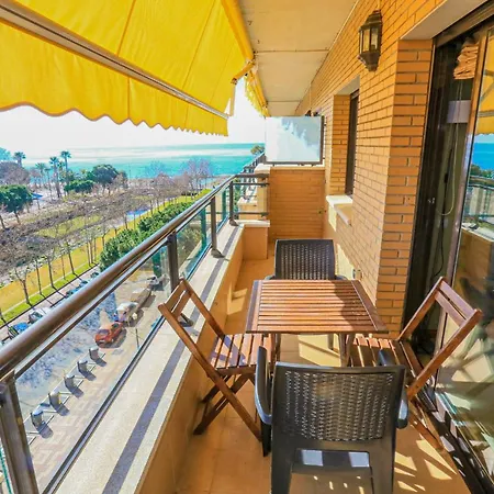 Paradis Atico - Only Families Apartment